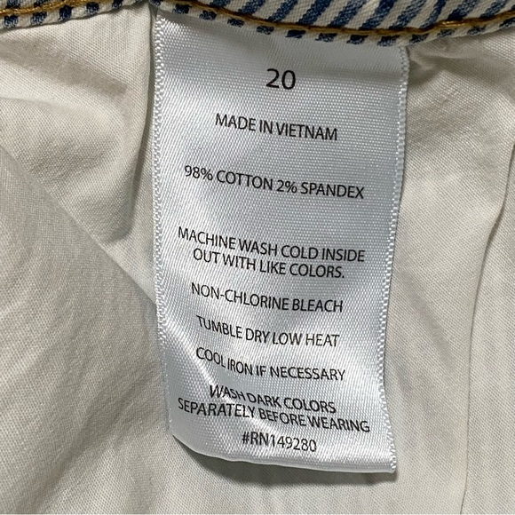 SLINK JEANS STRIPED SHORTS - Picture 6 of 10